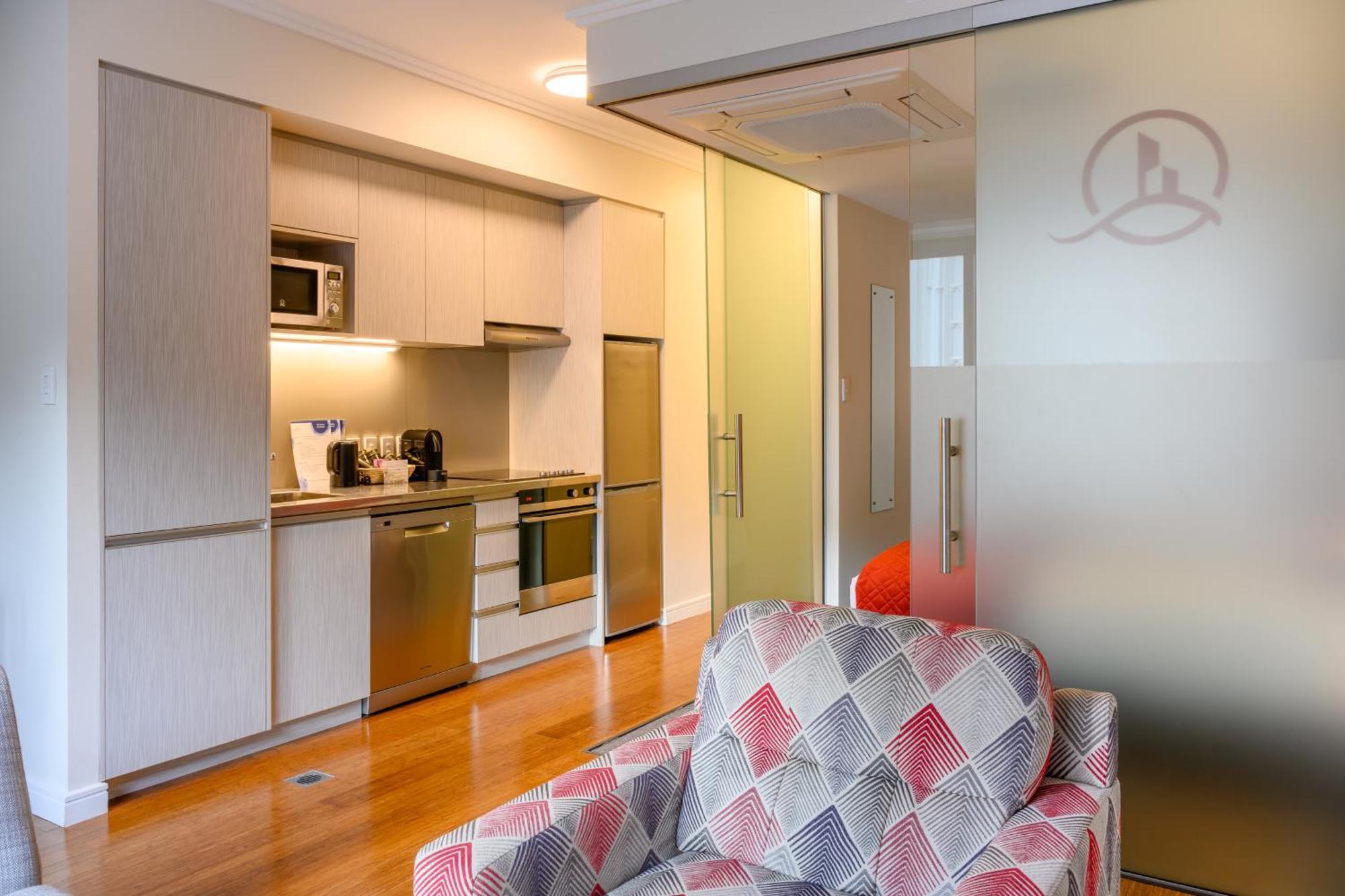 Boulcott Suites Wellington Kültér fotó A typical apartment at the University of New South Wales
