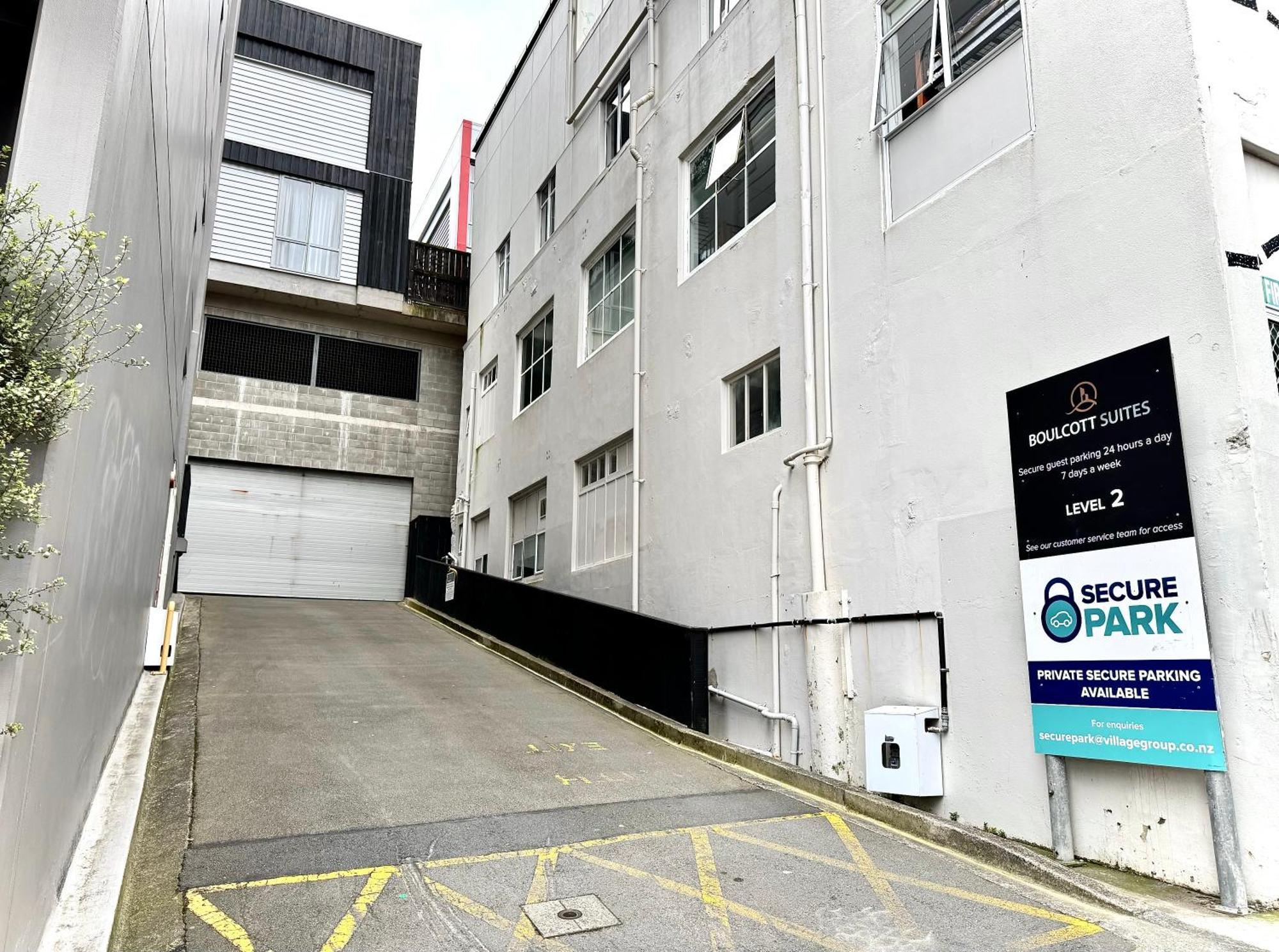 Boulcott Suites Wellington Kültér fotó The entrance to the carpark at the rear of the building
